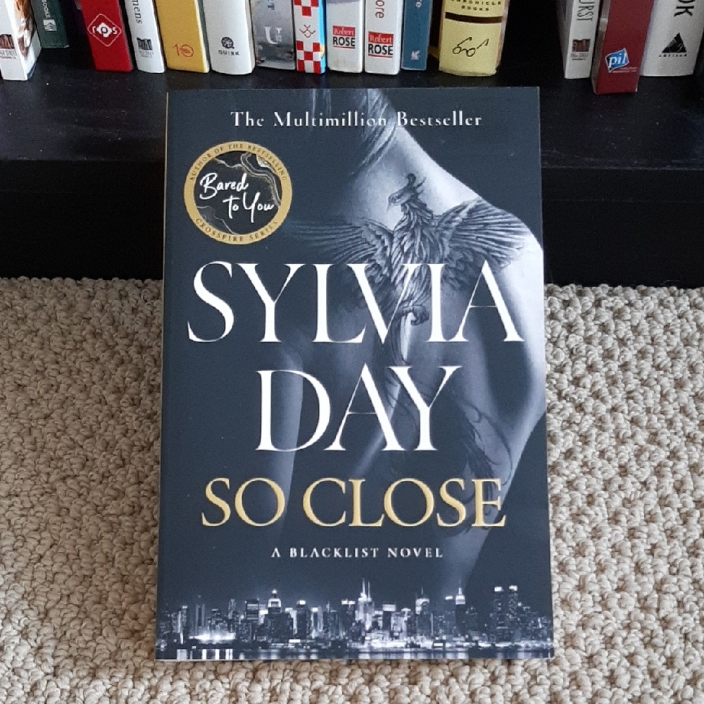 🌼5 For $25🌼 So Close by Sylvia Day